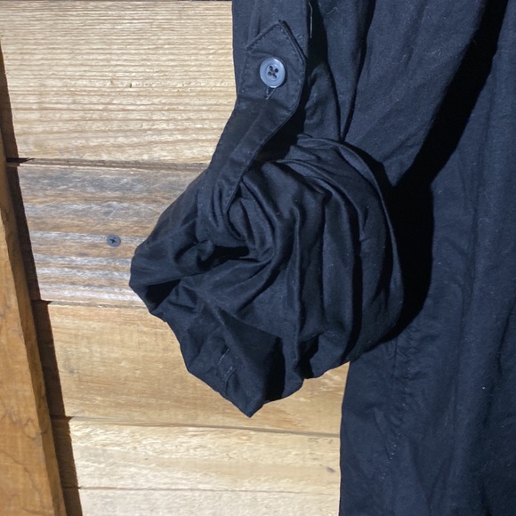 Foundry Young Men’s Button Down (Sleeves will also roll up) Size LT - Picture 2 of 3